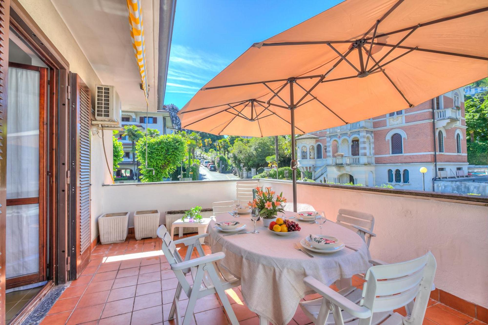 Appartamento Gaya Stresa Center - Happy Rentals Extérieur photo